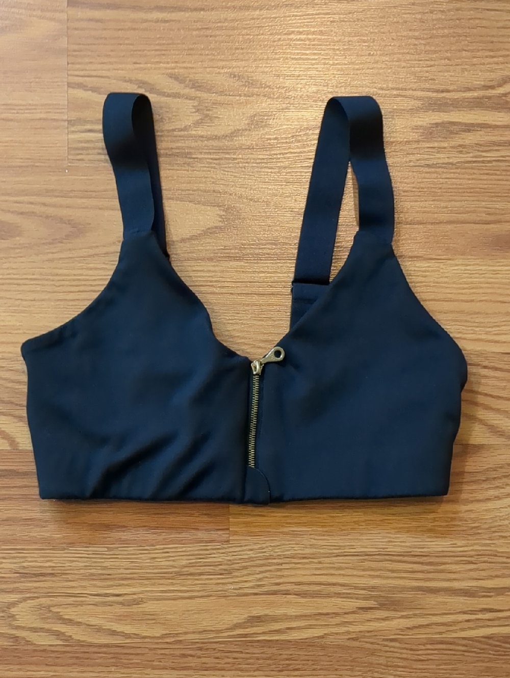 Girlfriend Collective Black Zip-Front Sports Bra